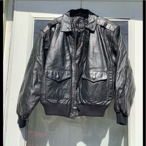 D A N Y 100% Leather !Make Offer! Lightweight Vintage Bomber Jacket